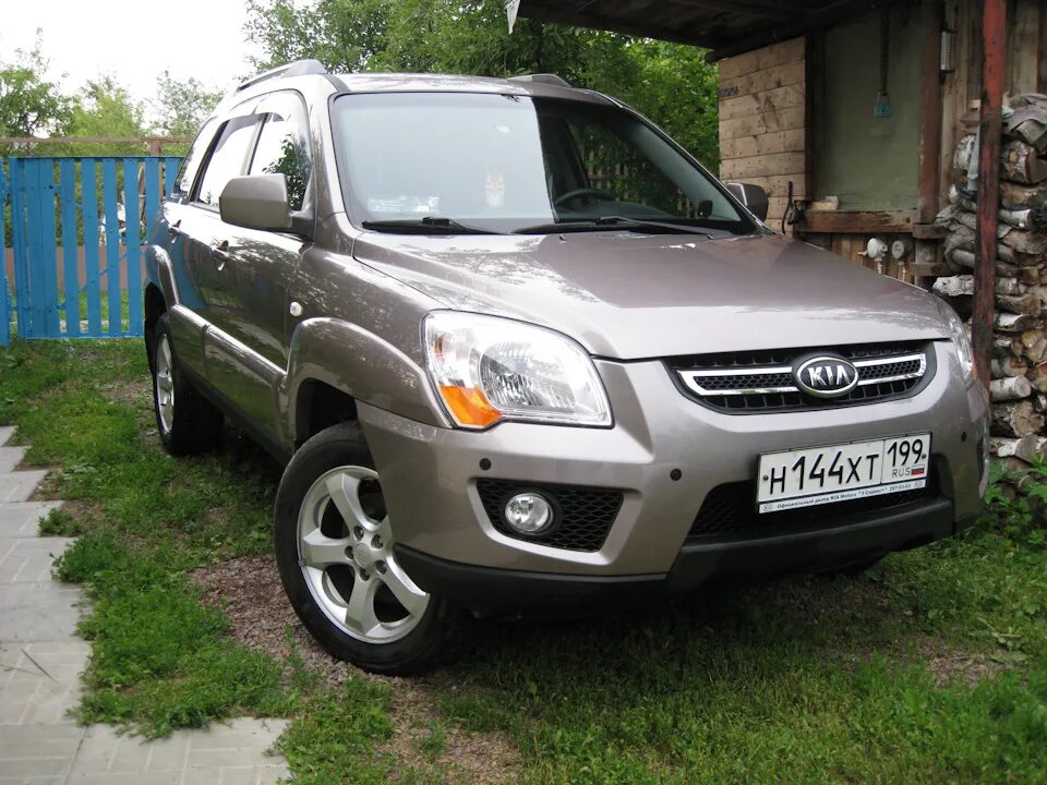 Киа спортейдж 2010 фото Фото 2010-2011 - KIA Sportage (2G), 2 л, 2010 года фотография DRIVE2