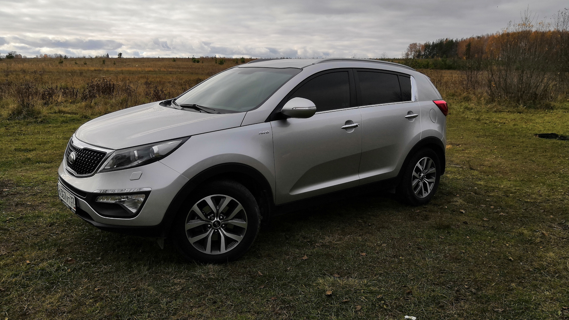 Киа спортейдж 2015 фото KIA Sportage (3G) 2.0 бензиновый 2015 СТАБИЛЬНОЕ СЕРЕБРО на DRIVE2