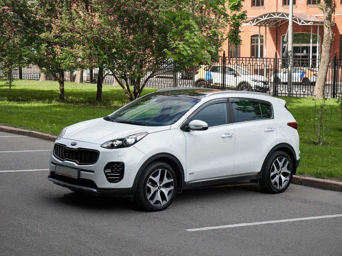 Киа спортейдж 4 фото Купить б/у Kia Sportage IV 2.0d AT (185 л.с.) 4WD дизель автомат в Москве: белый