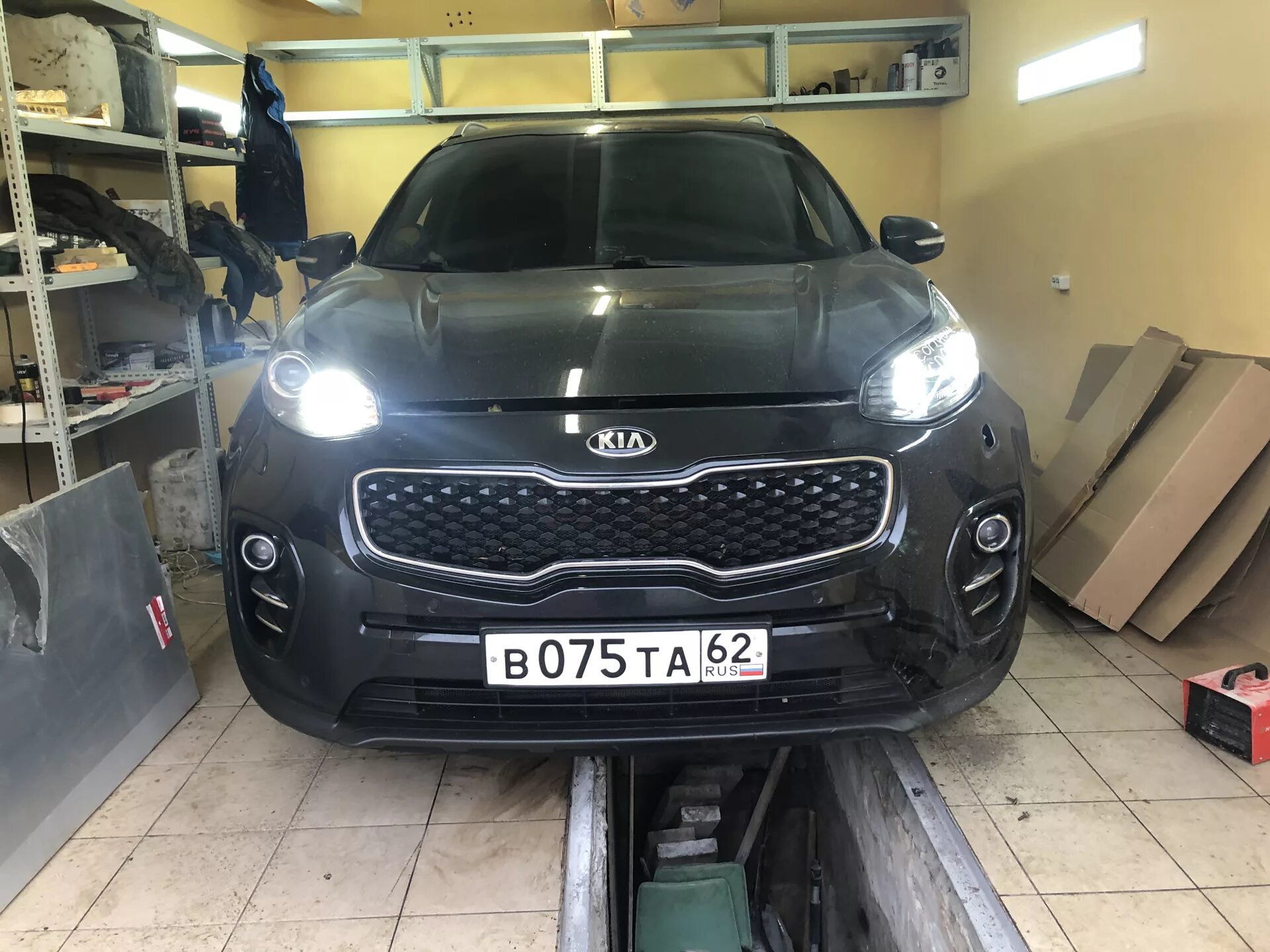 Киа спортейдж 5 тюнинг фар Светодиодные фары на дорестаил - KIA Sportage (4G), 2 л, 2018 года стайлинг DRIV