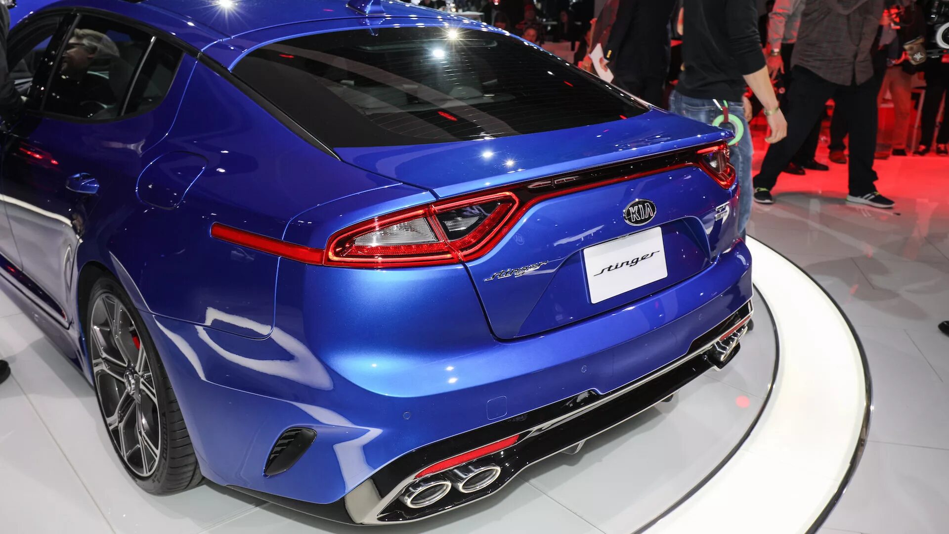 Киа стелс фото KIA Stinger GT презентован в Детройте - CEED JD CLUB