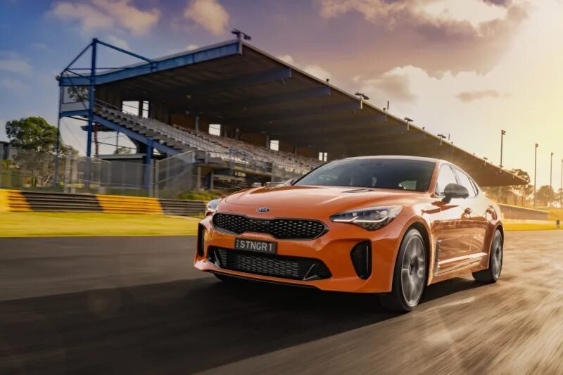 Киа стингер 2022 фото Озвучен список изменений и цены для Kia Stinger 2022