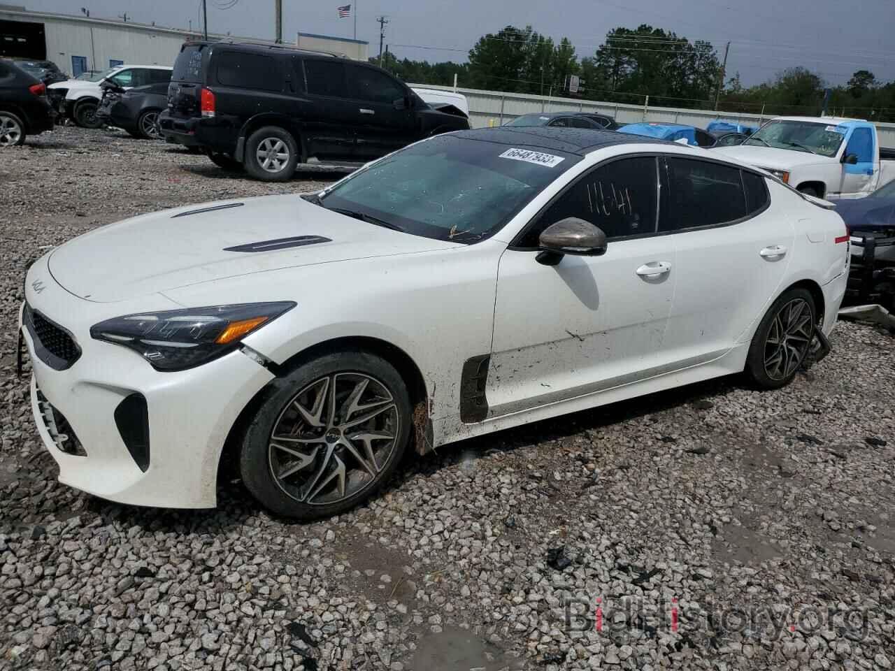 Киа стингер 2023 фото Report KNAE35LD9P6132686 KIA STINGER 2023 WHITE GAS - price and damage history