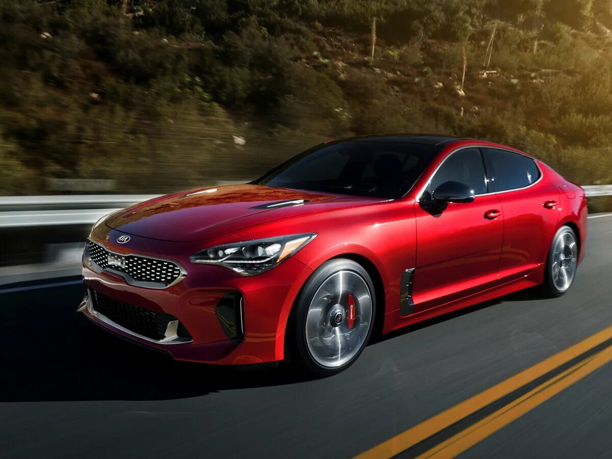 Киа стрингер фото Купить новый Kia Stinger I 2.0 AT (197 л.с.) бензин автомат в Смоленске: красный