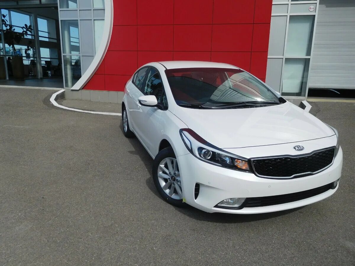 Киа церато 2018 фото Купить новый Kia Cerato III Рестайлинг (Classic) 1.6 AT (130 л.с.) бензин автома