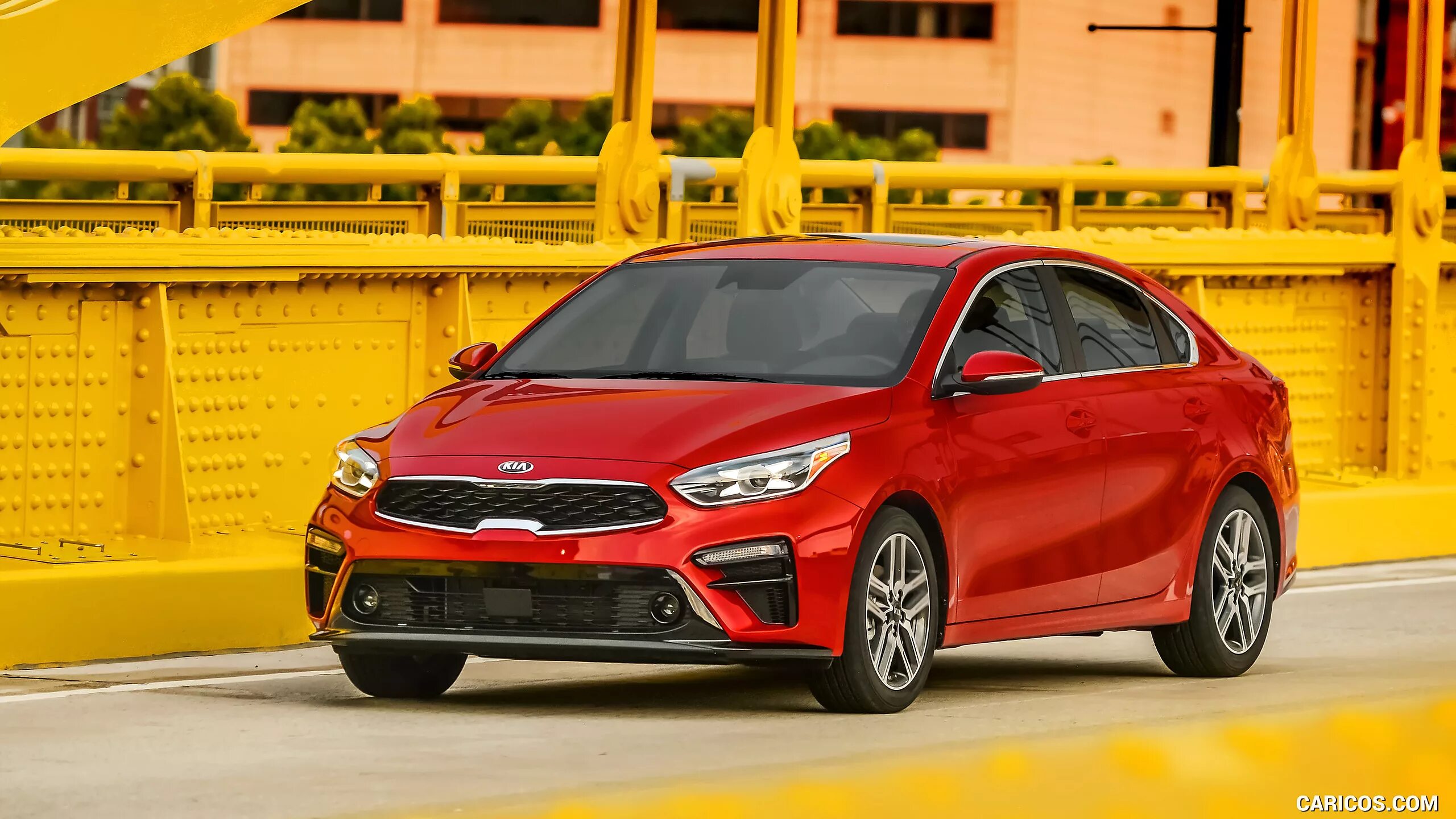 Киа церато 2019 года фото Kia Forte 2019MY Front Three-Quarter