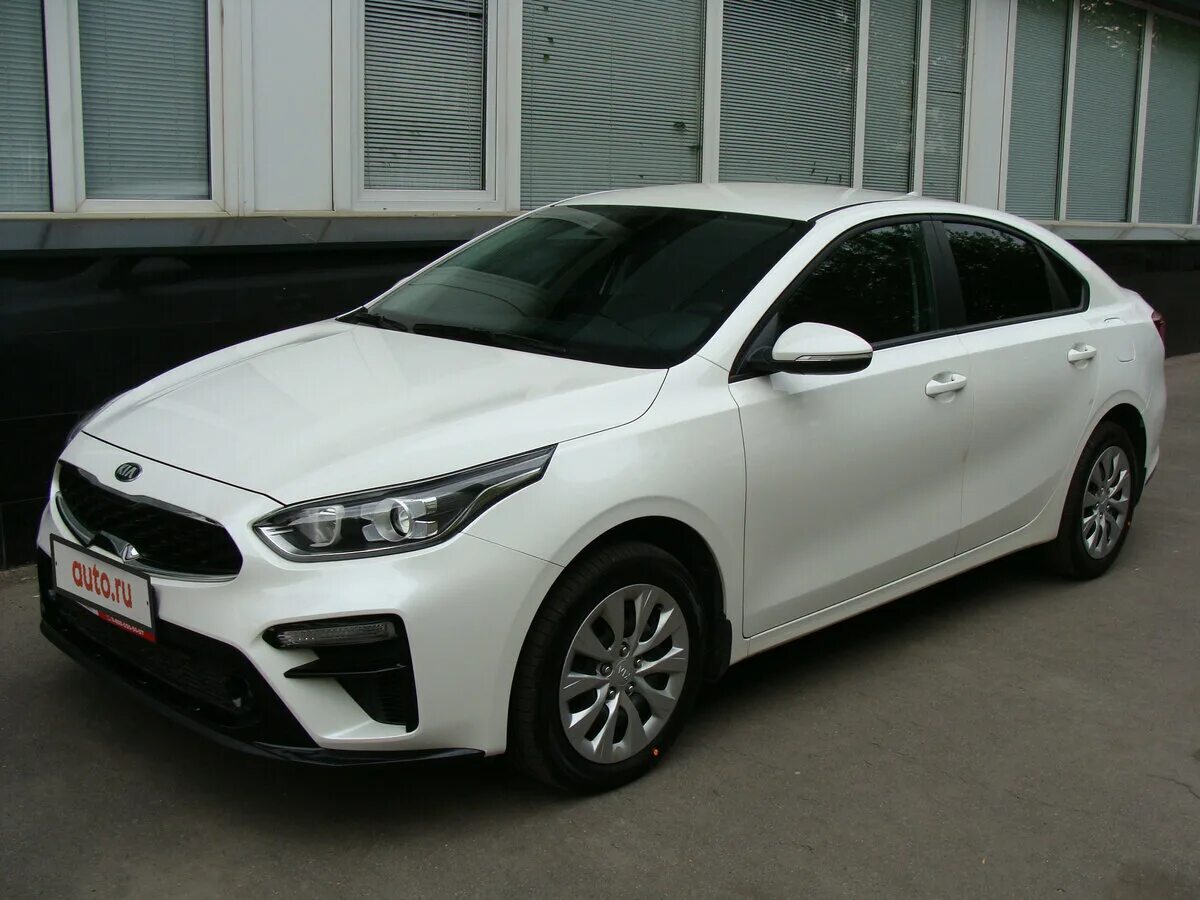 Киа церато белая фото Купить б/у Kia Cerato IV 1.6 AT (128 л.с.) бензин автомат в Москве: белый Киа Це