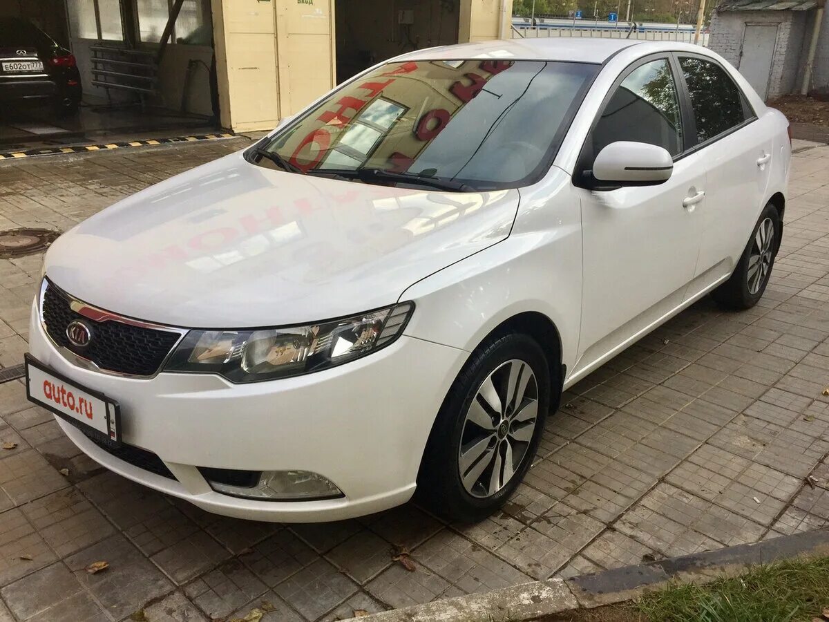 Киа церато белая фото Купить б/у Kia Cerato II 6-speed 1.6 AT (126 л.с.) бензин автомат в Москве: белы