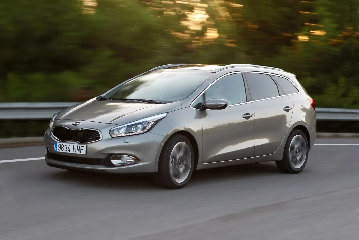 Киа универсал фото KIA Ceed SW - цены, отзывы, характеристики Ceed SW от KIA