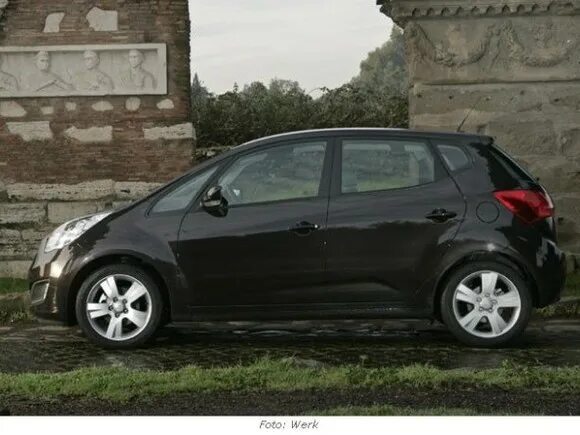Киа венга тюнинг фото Foto Kia-Venga-schon-gefahren-004.jpg vom Artikel Kia Venga - Fahrbericht auto-m