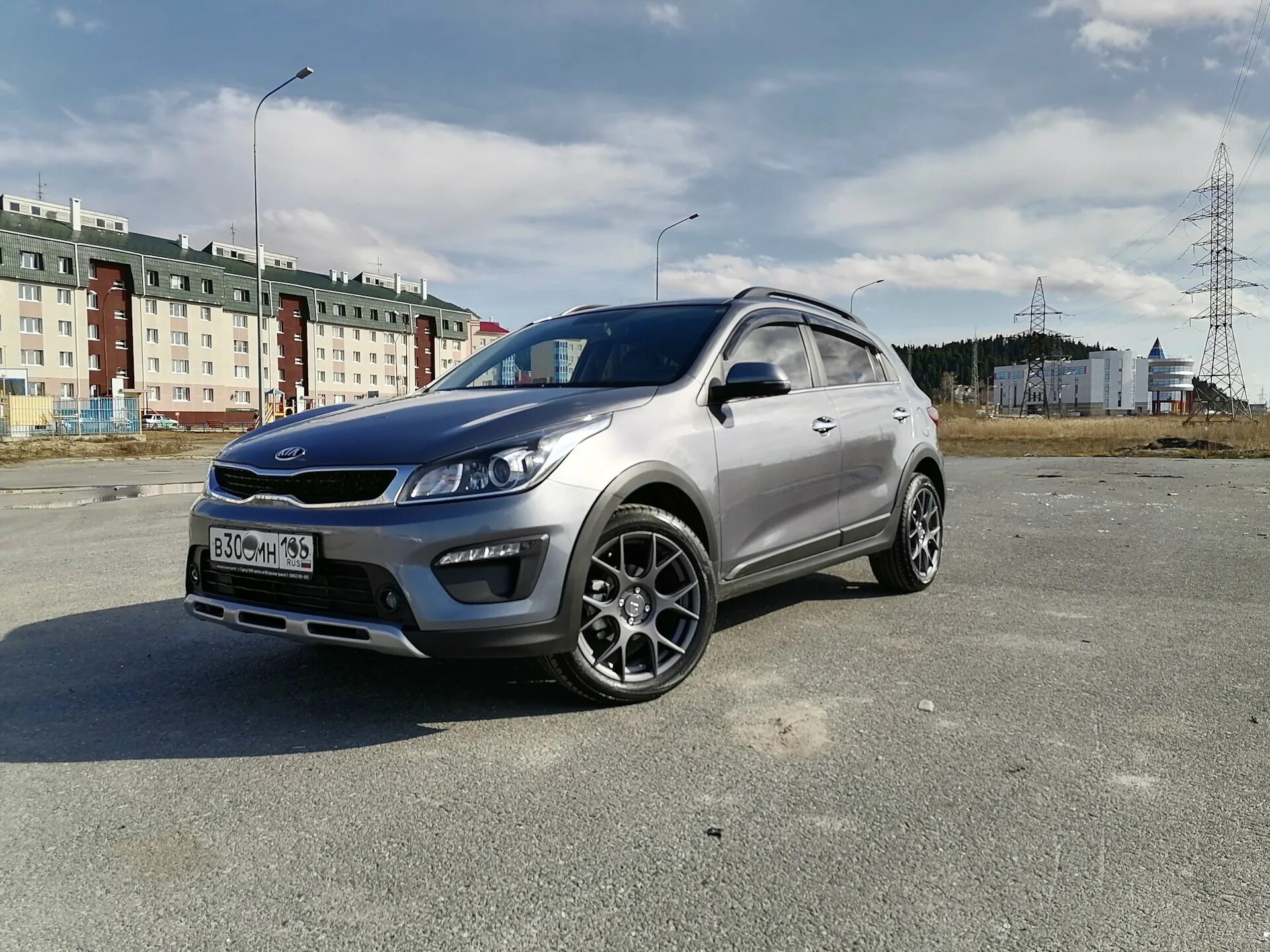 Киа x line тюнинг Наконец то переобулся))). 215/50/17 - KIA Rio X-Line, 1,6 л, 2019 года колёсные 