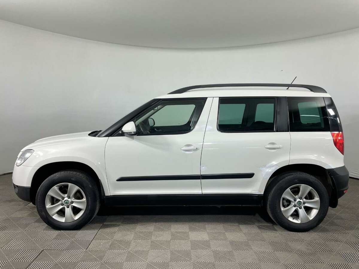 Киа йети фото Купить б/у Skoda Yeti I 1.2 AMT (105 л.с.) бензин робот в Москве: белый Шкода Йе