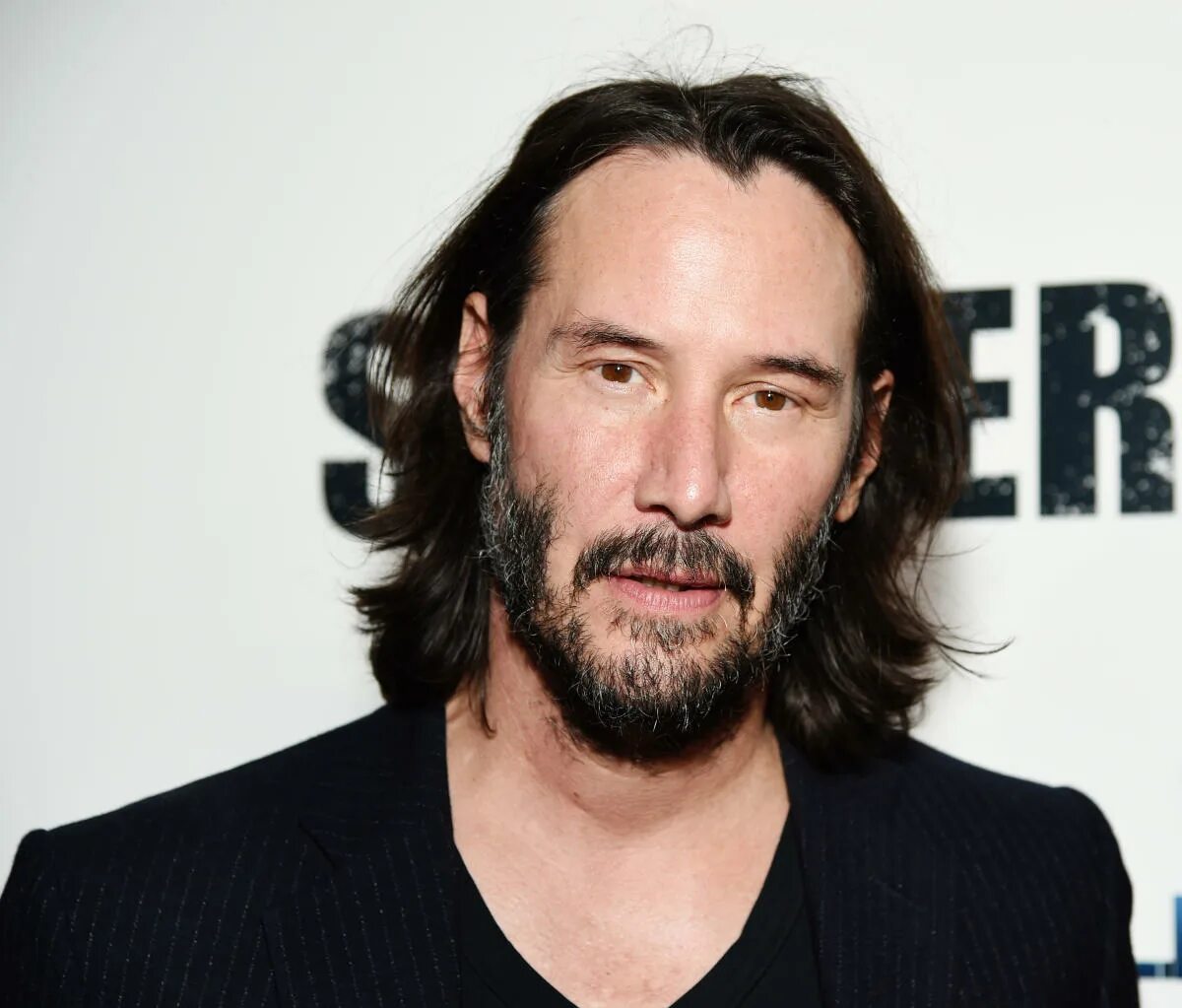 Киану ривз сейчас фото Keanu Reeves opens up about his comic-book BRZRKR