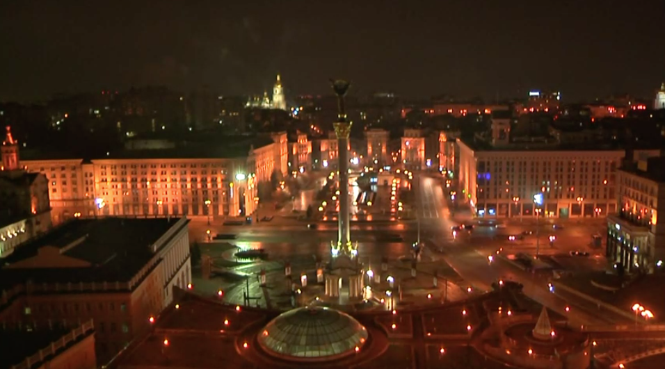 Киев ночью фото Ucrania en vivo: así se ve la plaza Maidan en Kyiv a esta hora