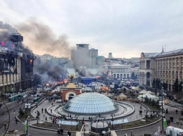 Киев сегодня фото Майдан Независимости в Киеве полностью перестроят Kiev, Paris skyline, Skyline