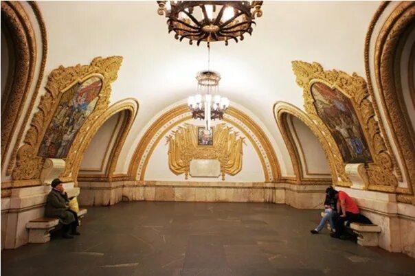 Киевская москва кольцевая линия метро киевская фото Величественная архитектура станции Киевская в Москве. Фотография из альбома 10 с