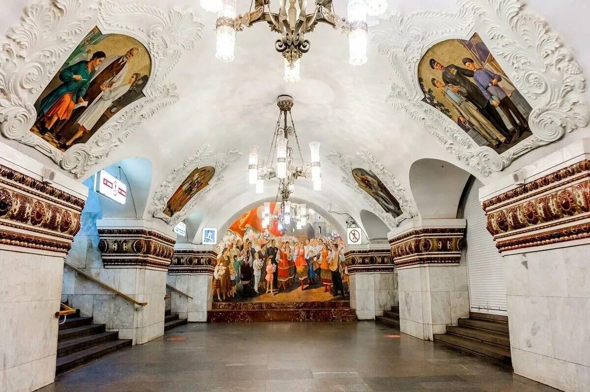 Киевская москва кольцевая линия метро киевская фото День рождения метро в нашей стране Лекторий Dостоевский Дзен