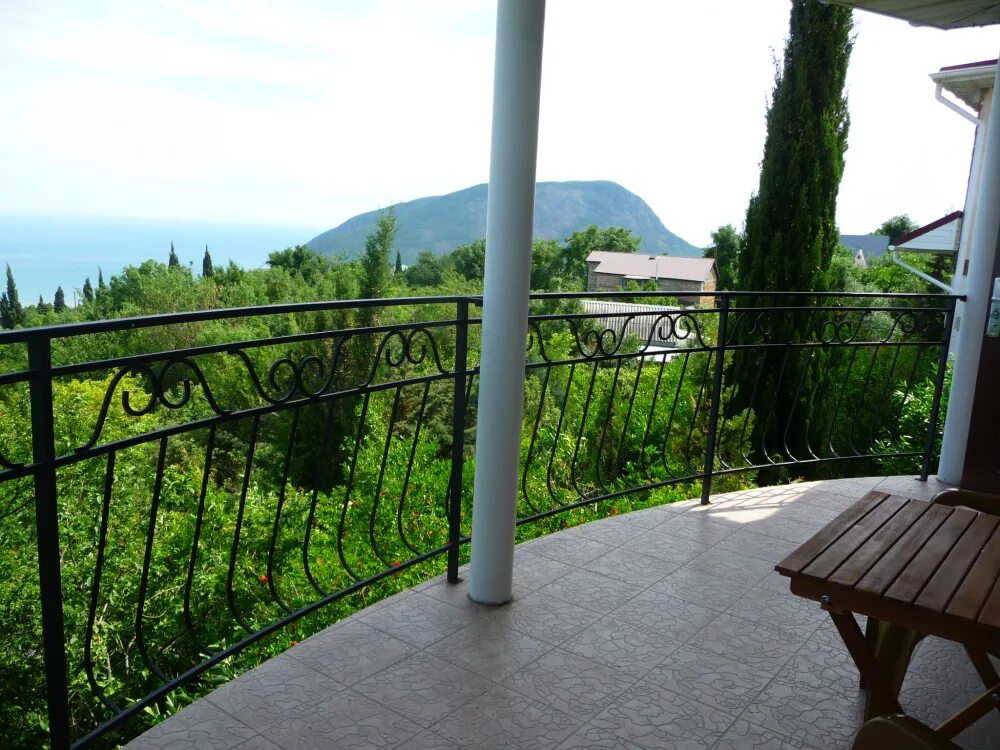 Кипарисное крым фото Вилла Розмарин, Алушта, с.Кипарисное, ул. Лесная, д.3 Б
