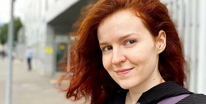 Кира ярмыш фото Источник: Кира Ярмыш уехала из России - Рамблер/финансы