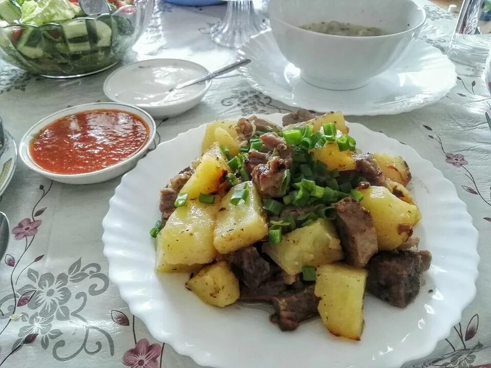 Киргизская кухня национальные блюда рецепты с фото Cheryl Tiu - Travel, Food and Lifestyle Media