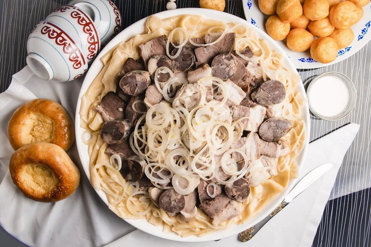 Киргизская кухня национальные блюда рецепты с фото Кумыс, казы, бешбармак - куда уходят корнями гастрономические визитки Казахстана