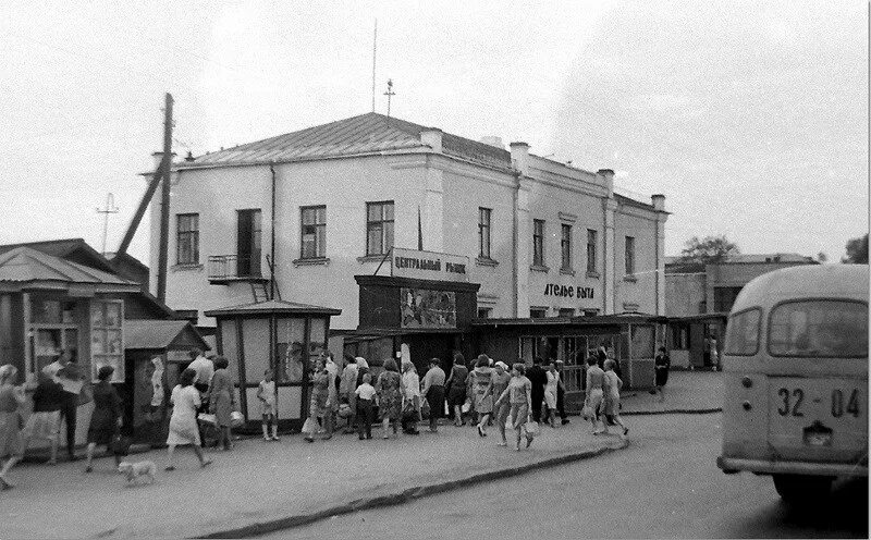 Киров 90 годы фото Город Киров, Центральный рынок. Фото 1960-х годов.