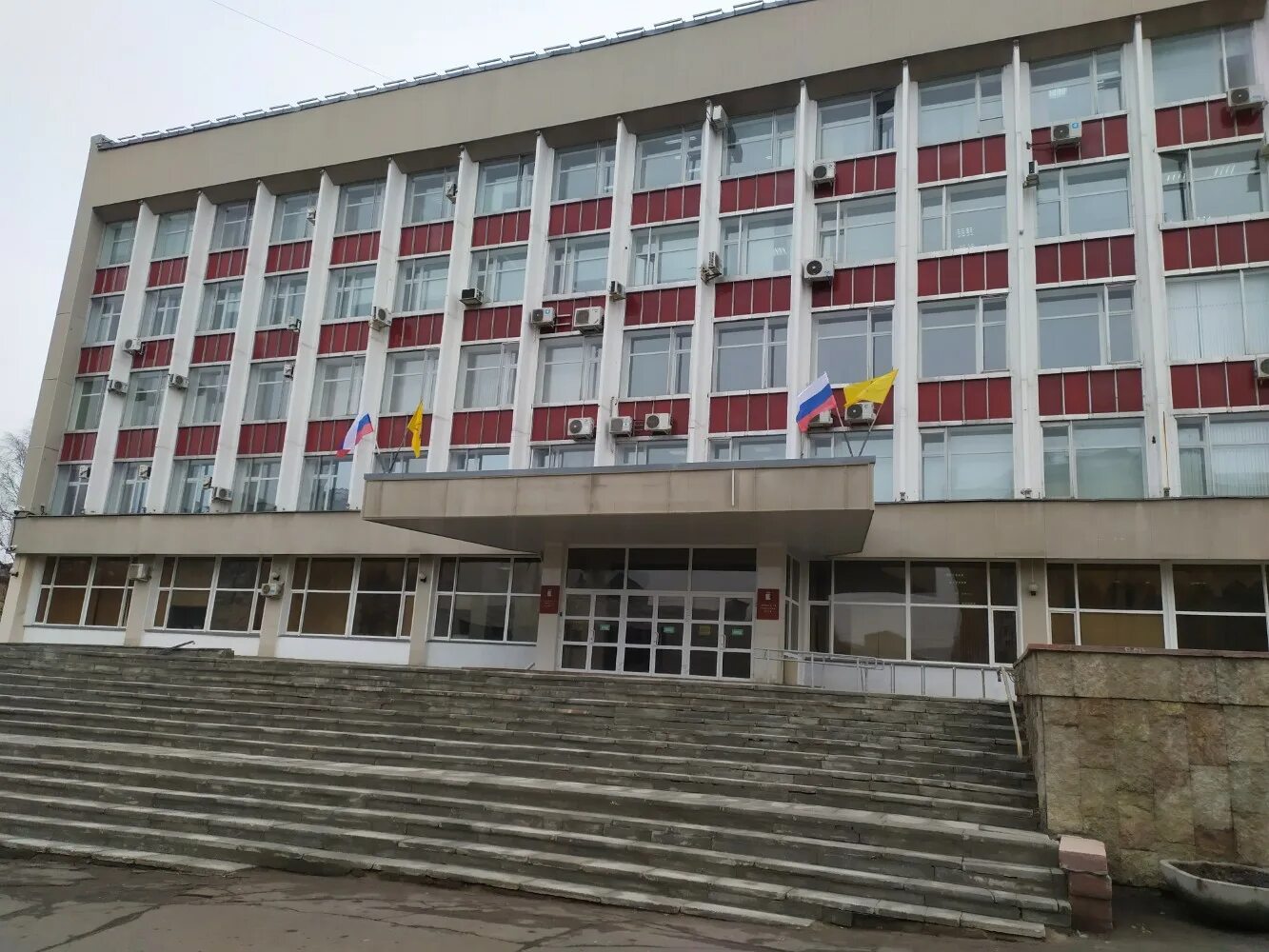 Киров администрация фото Photo: Administration of the city of Kirov, administration, Kirov, Vorovskogo St