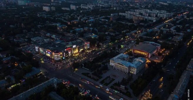 Киров фото города Вива Лэнд, торгово-развлекательный комплекс, проспект Кирова, 147, Самара - 2ГИС