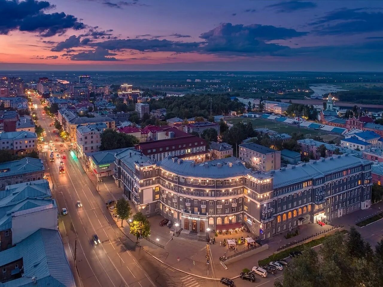 Киров фото центра города Киров с высоты птичьего полёта. Все улицы узнали? Автор: ... ТИПИЧНЫЙ КИРОВ Фото