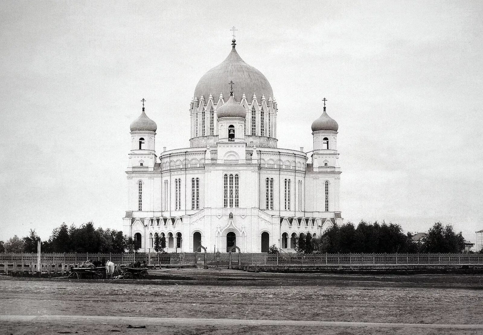 Киров храм александра невского фото Файл:Александро-Невский собор Вятка.jpg - Википедия