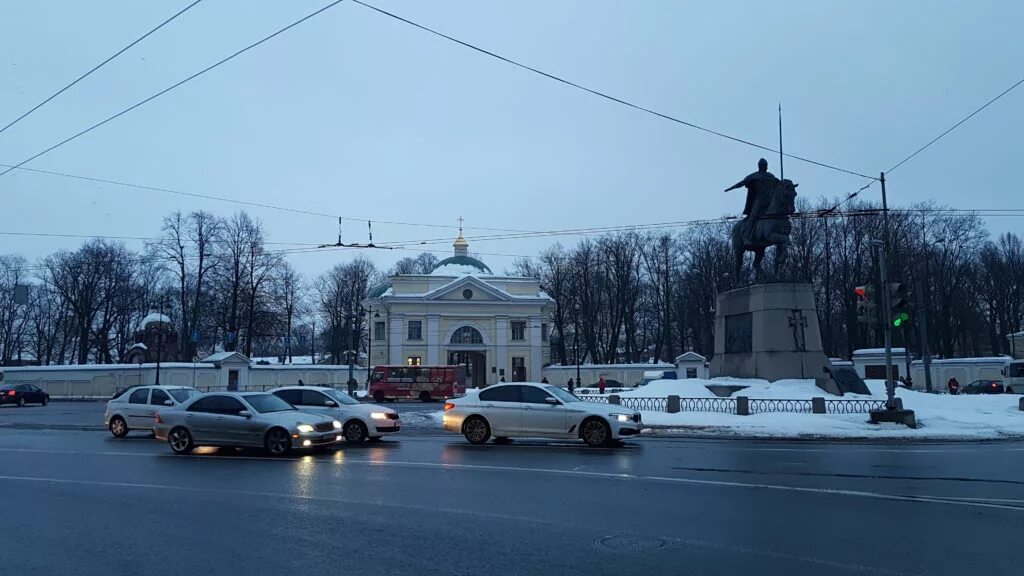 Киров площадь александра невского фото Площадь Александра Невского в Санкт-Петербурге