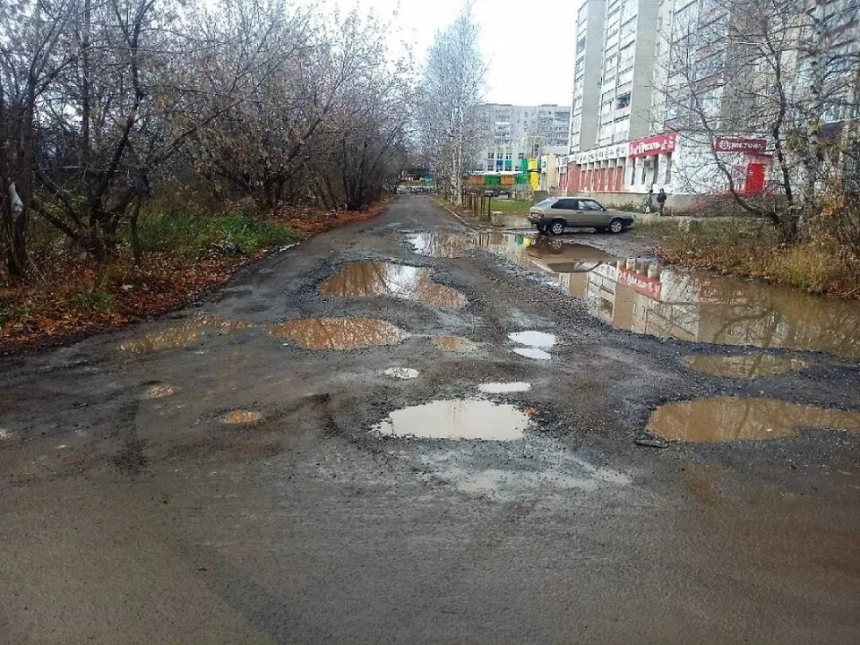 Кировские дороги фото В Кирове дорогу к детскому саду на улице Крупской отремонтируют только в 2021 го