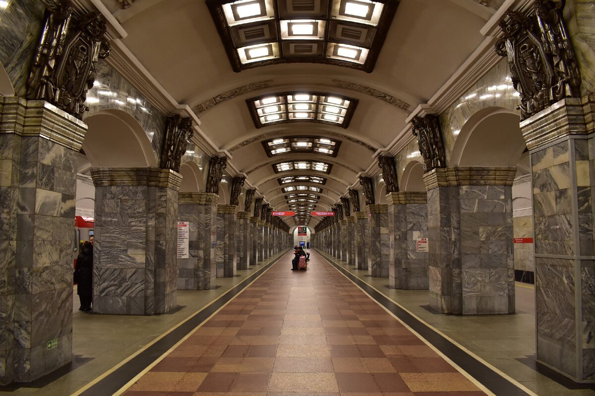 Кировский завод метро фото Самые красивые станции метро Петербурга Индустриальный турист Дзен