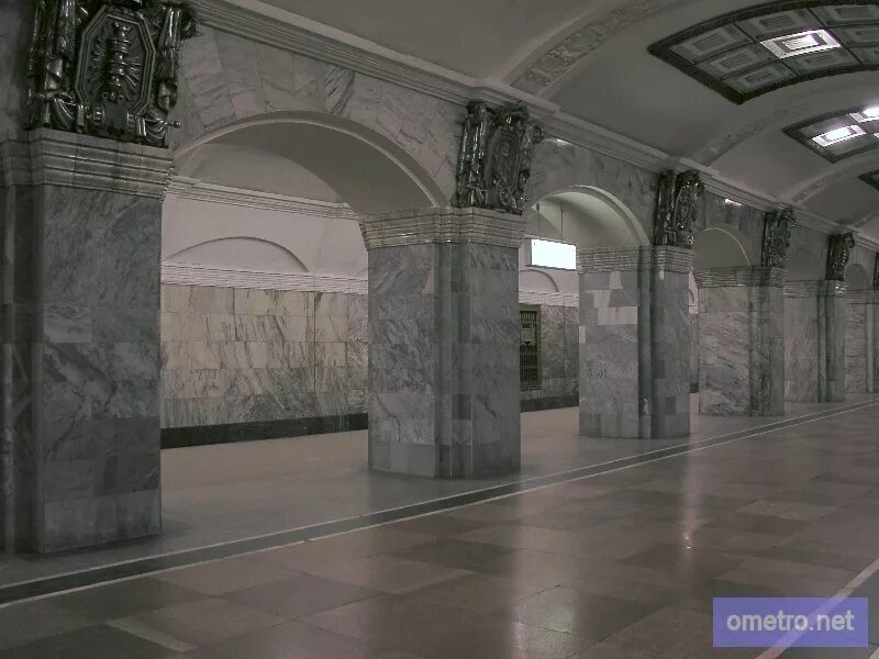 Кировский завод метро фото "Кировский Завод"