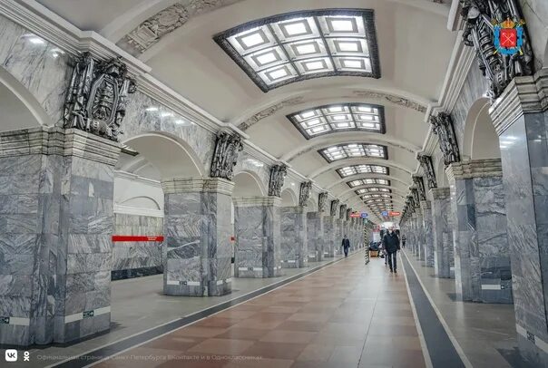 Кировский завод метро фото Kirovsky Zavod metro station has many devoted fans among St. Petersburgers. Stri