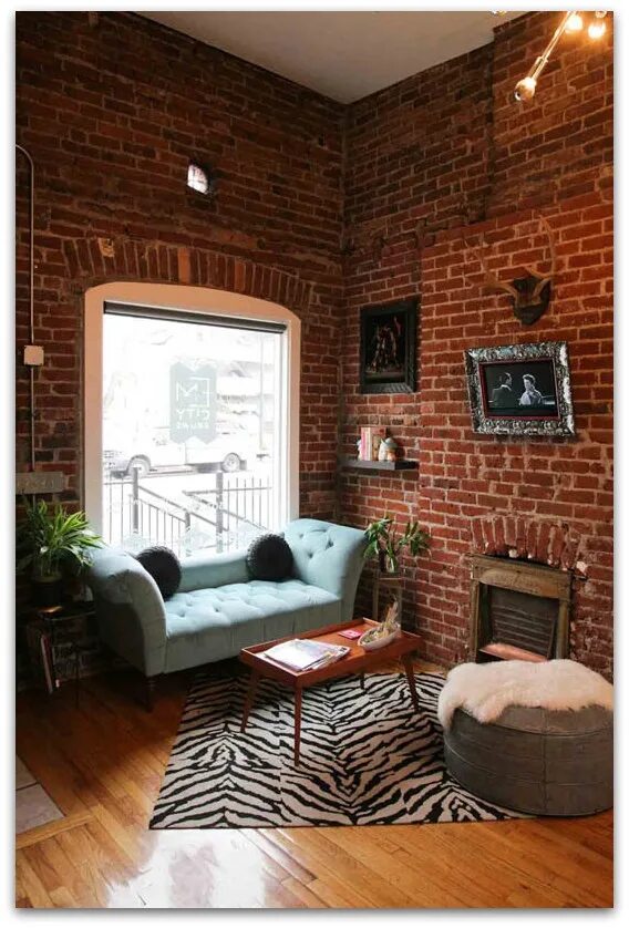 Кирпич в современном интерьере Art Symphony: Warm industrial-style interior with great vibe Apartment decor, In
