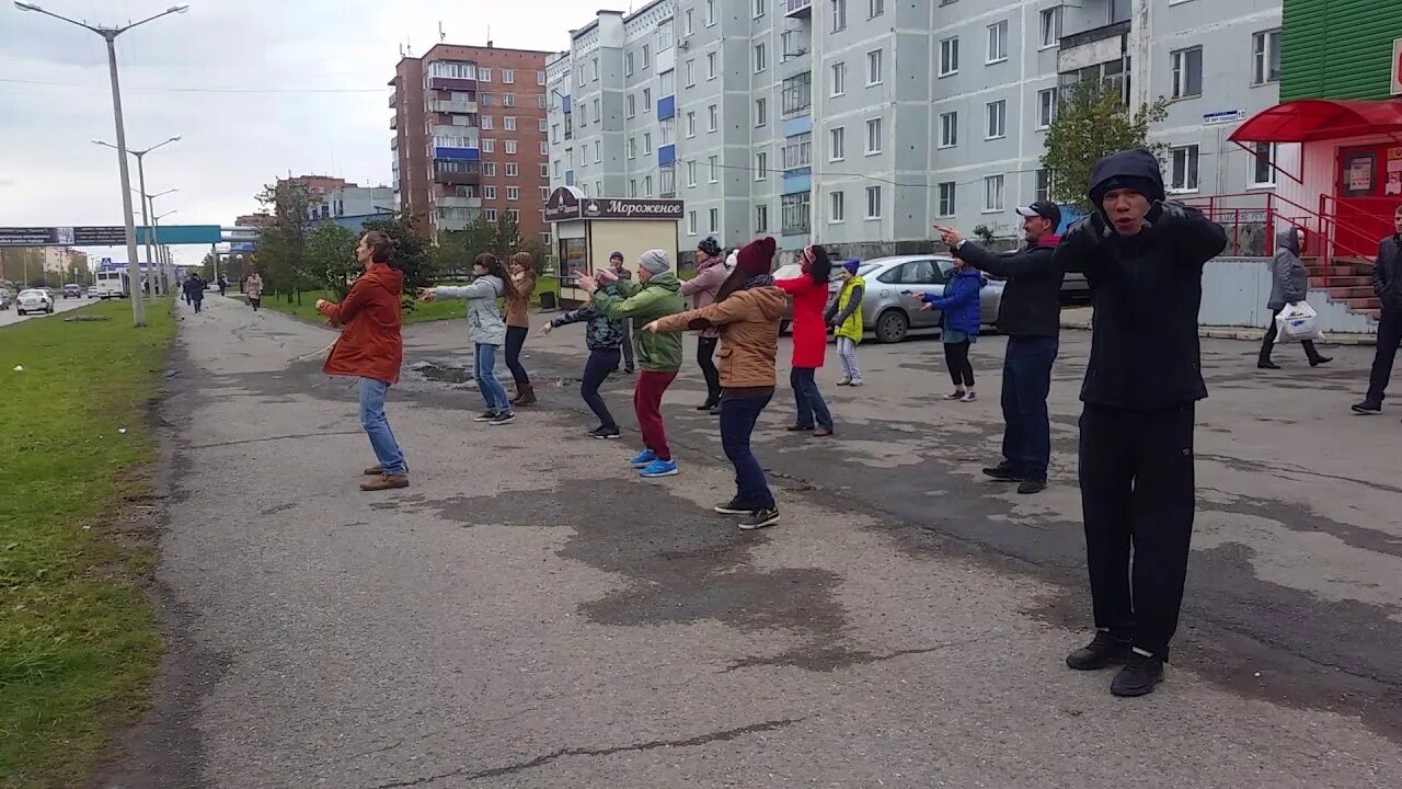 Киселевск красный камень фото Флешмоб. Красный камень г. Киселёвск. 07.10.2017 г. - YouTube