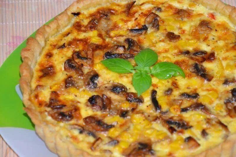 Киш с курицей и грибами фото Курица со сливками и болгарским перцем - 6 рецептов - 1000.menu