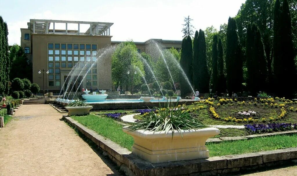 Кисловодск санатории фото города Sanatory im. G.K. Ordzhonikidze, sanatorium, Kislovodsk, prospekt Lenina, 25к1 -