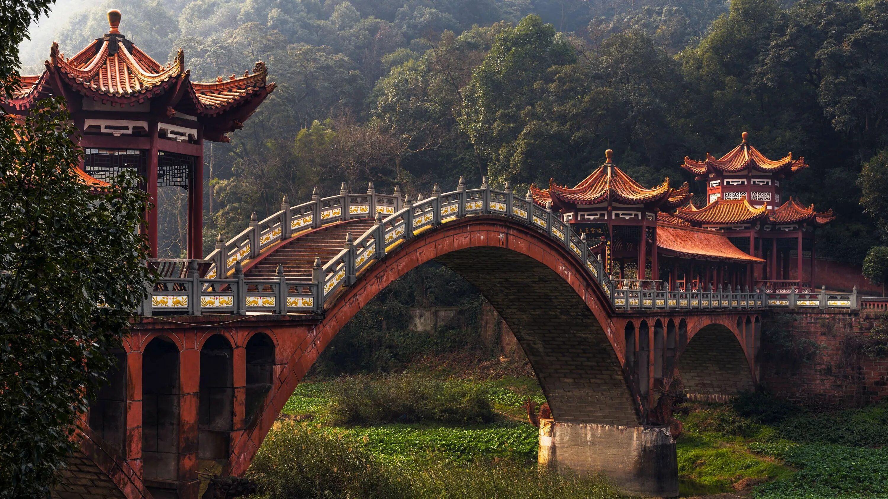 Китай 4 фото Pin on Desktop Wallpapers Leshan, Chinese bridge, Asian architecture