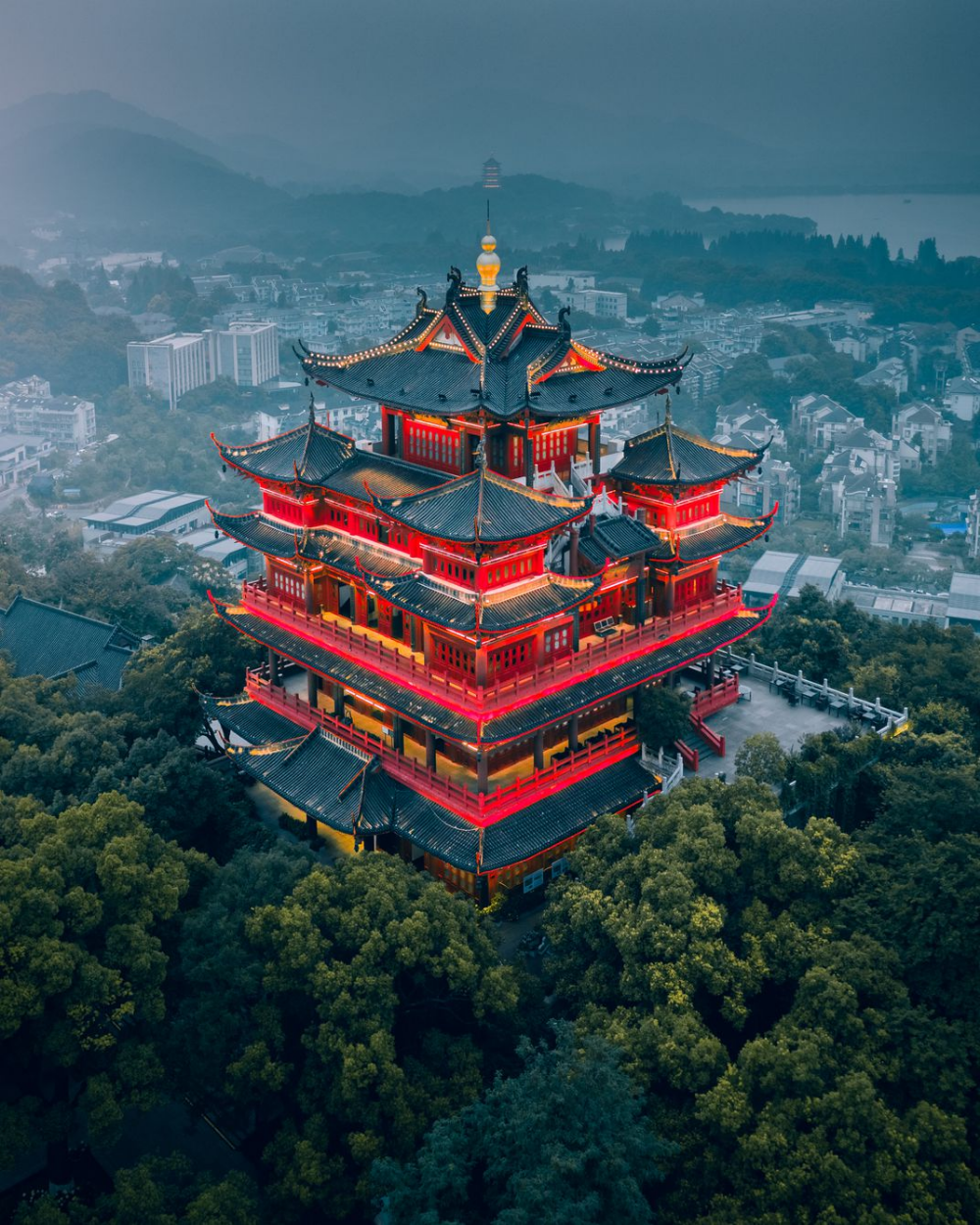 Китай фото Temple on the hill in Hangzhou China temple, Hangzhou, Japan architecture