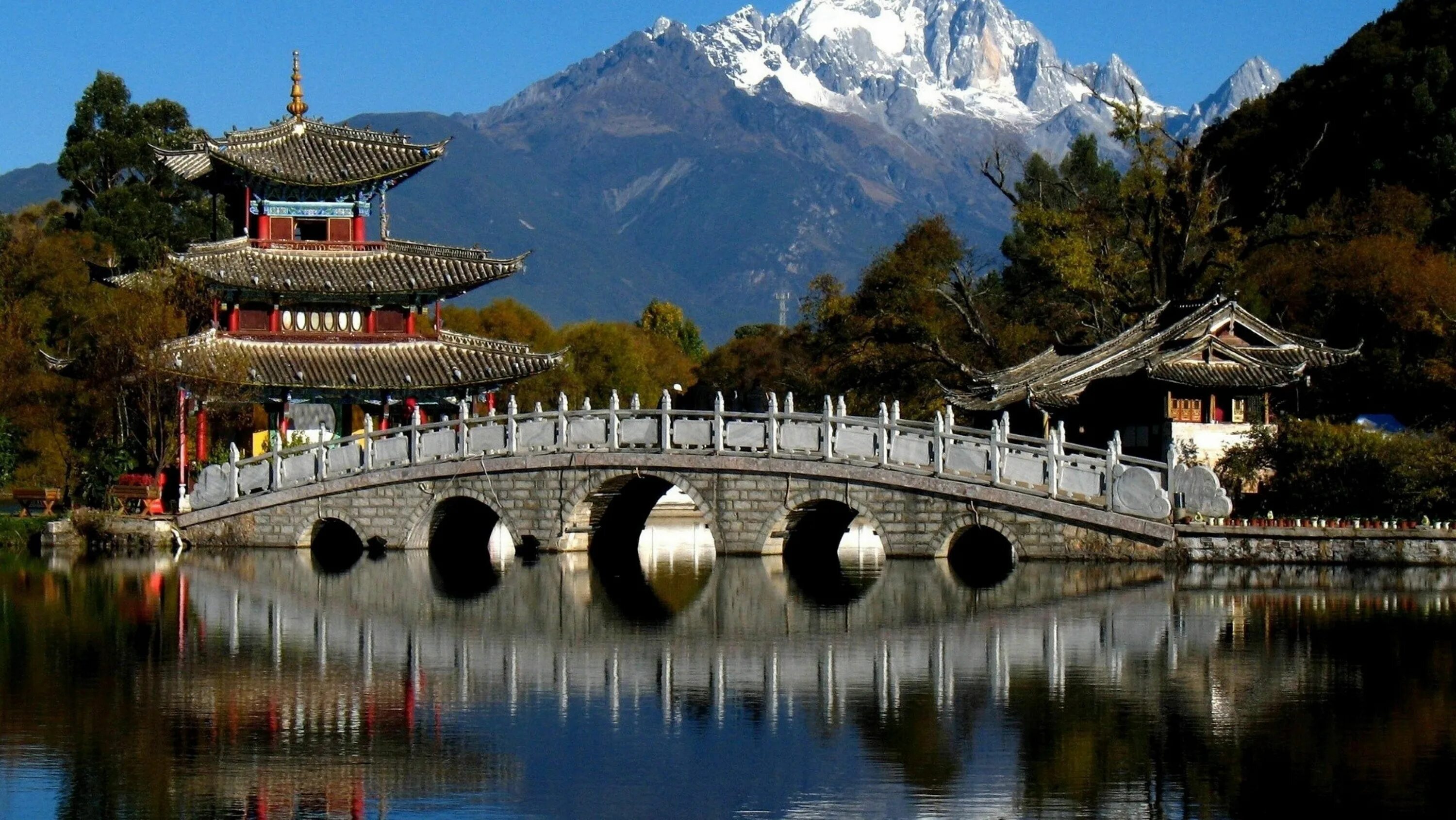 Китай фото mount scenery #asia #lijiang #lake #plant #tree japanese architecture #tourism #