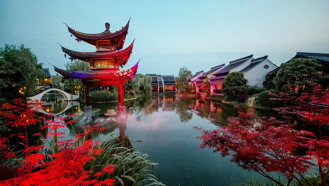 Китай фото цена Banyan Tree Hangzhou Five Chinese Celebrations for the Year of the Rooster Chine