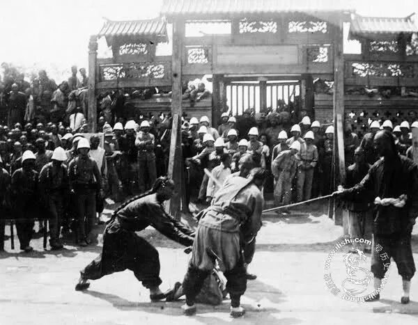 Китай казни фото This Day in History: Jun 20, 1900: Boxer Rebellion begins in China - http://ding