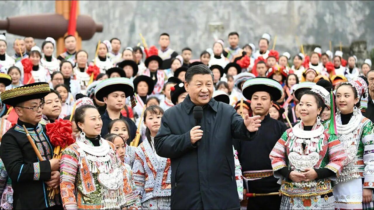 Китай люди фото Xi Jinping visits SW China's Guizhou ahead of Spring Festival - YouTube