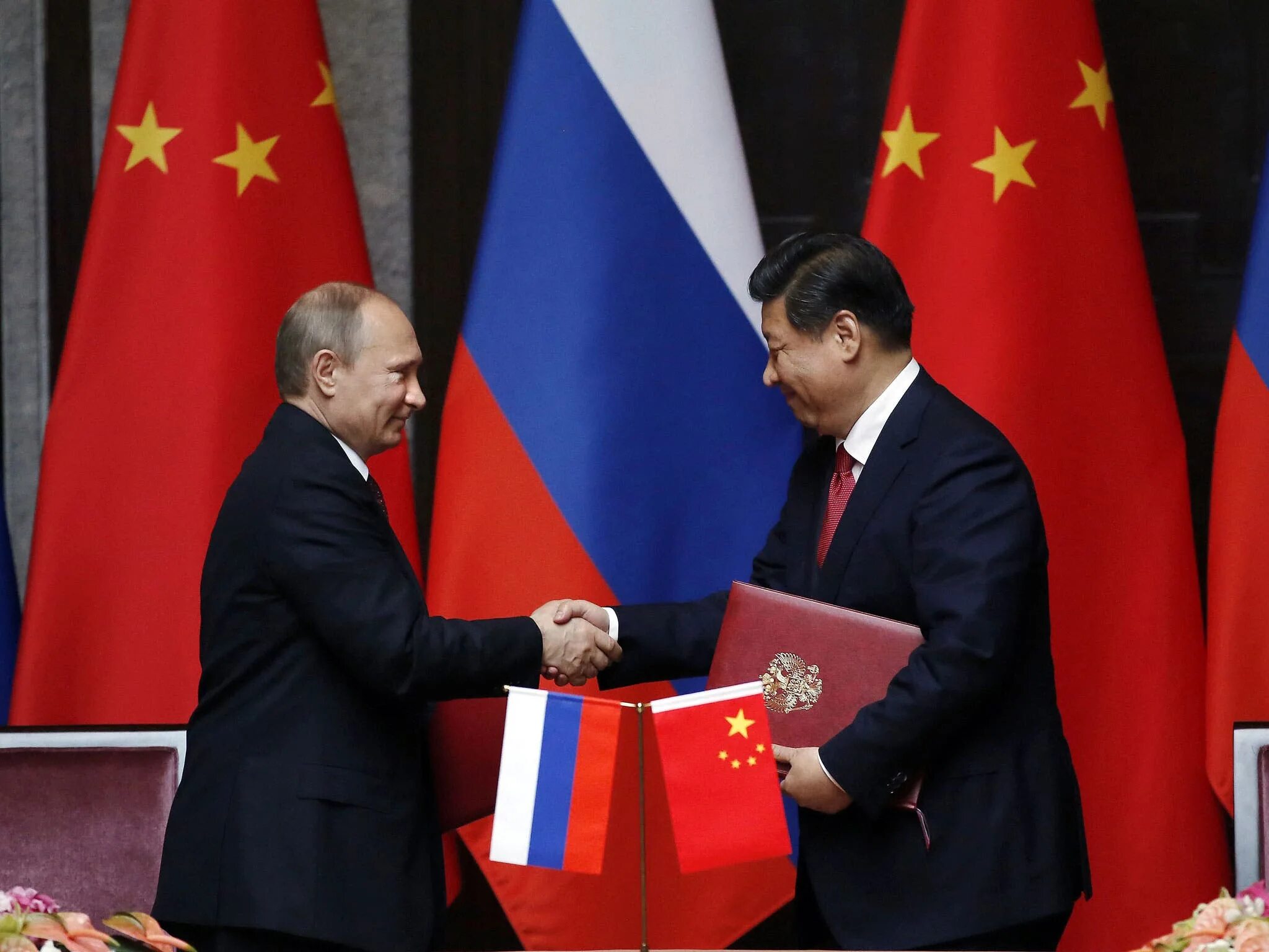 Китай россия фото Putin meets China president for trade talks to shut out West The Independent The