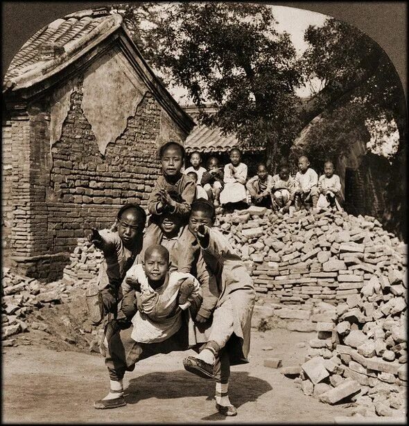Китай в начале 20 века фото Beautiful Photos From China 1870 - 1946 * Lazer Horse China image, Old photos, V