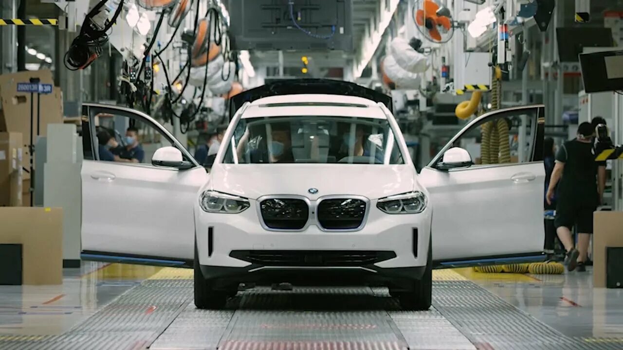 Китайская бмв фото Китайская сборка Ваших автомобилей BMW 5 и BMW iX3 - YouTube