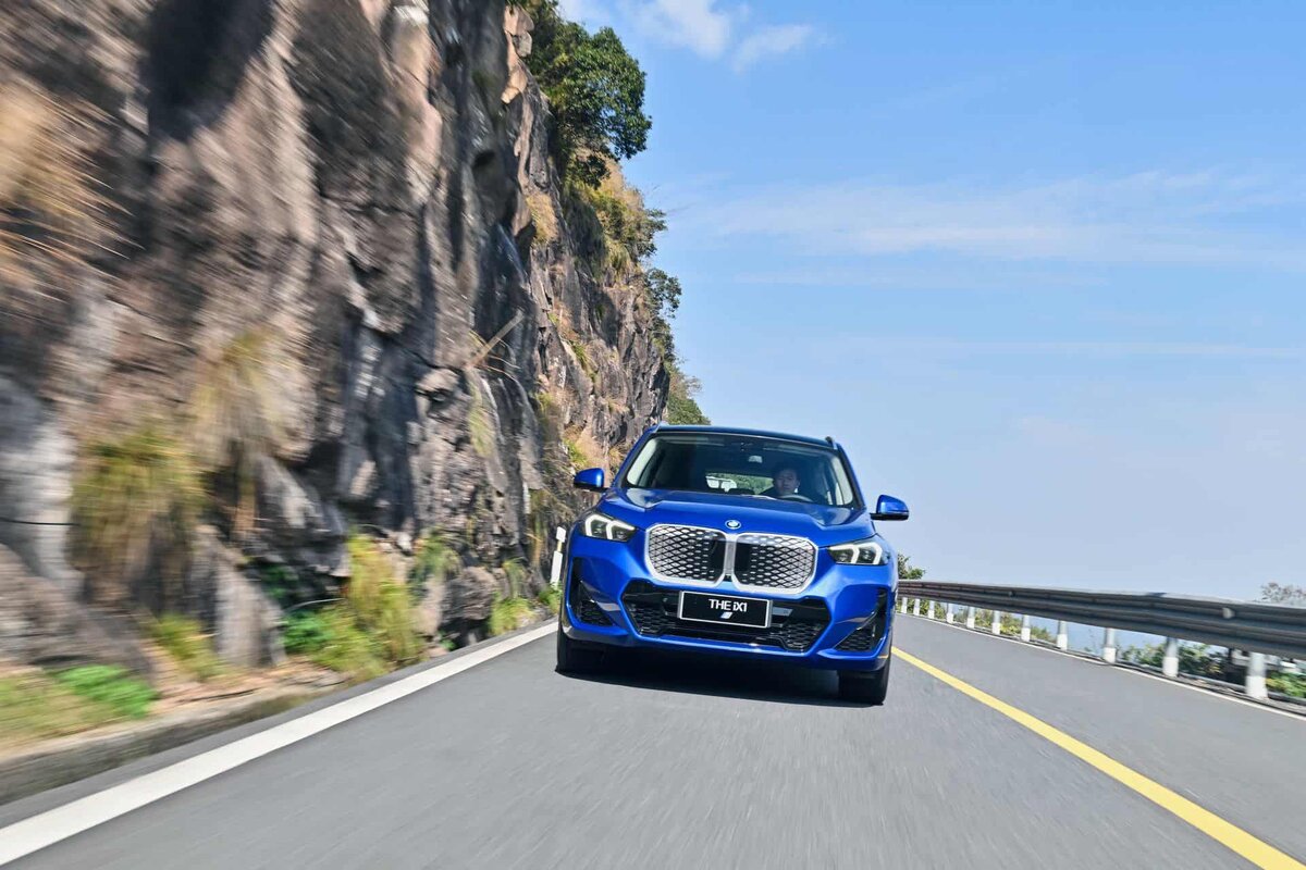 Китайская бмв фото BMW iX1 eDrive25L с длинной базой из Китая BMWLAND_official Дзен