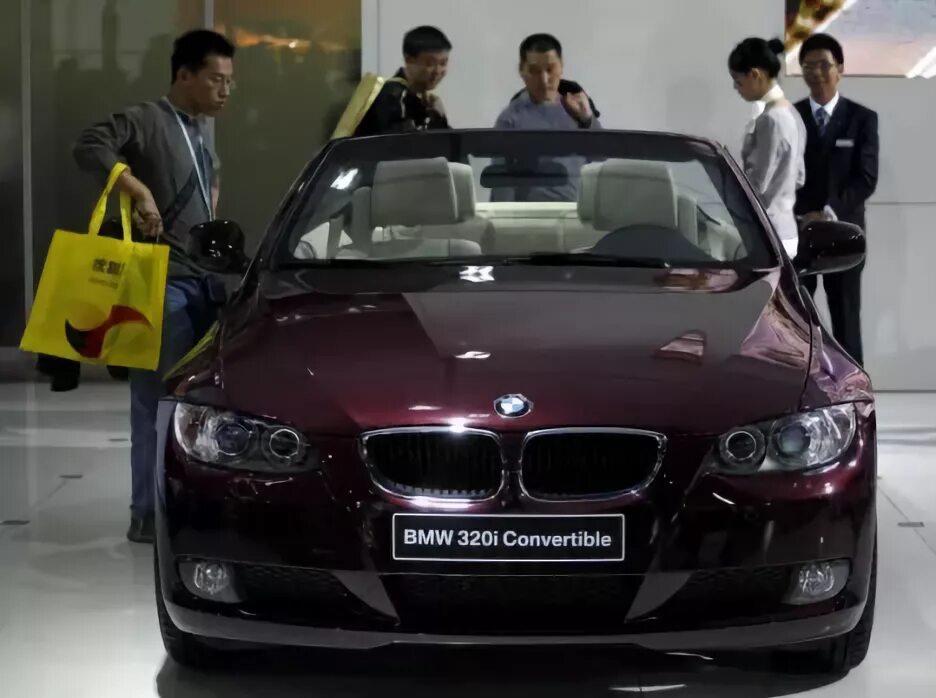 Китайская бмв фото BMW Expected To Be Top-Selling Luxury Car Maker In 2009